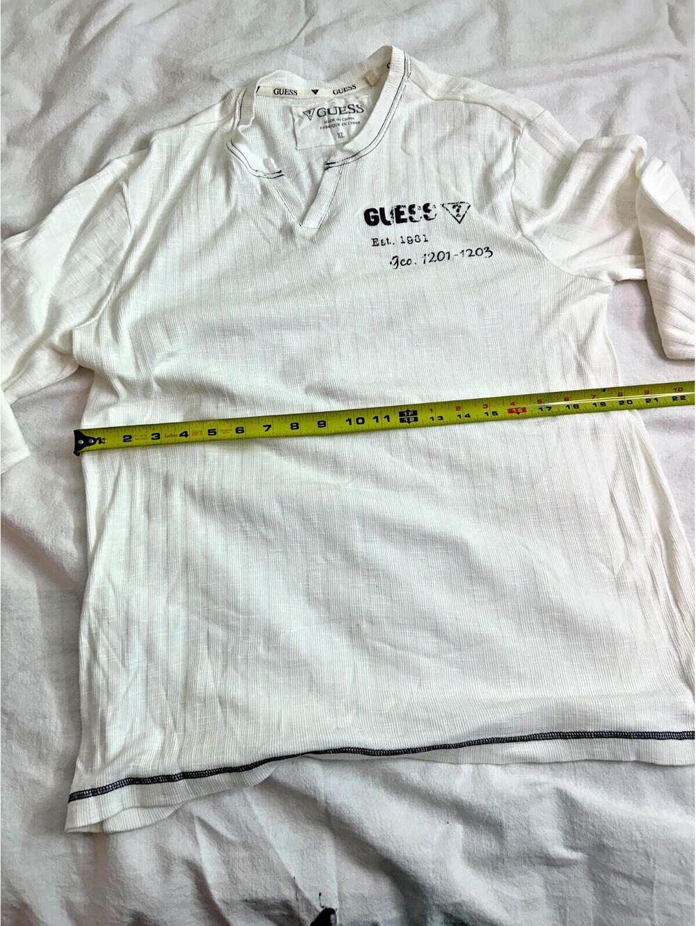 GUESS Unisex Size XL White Long Sleeve Thermal Waffle Knit Pullover Shirt LA VTG - Picture 3 of 7